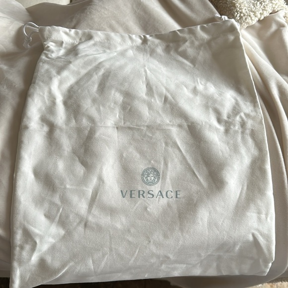 Brand New Taylor Fit Versace collar Shirt - Picture 12 of 12